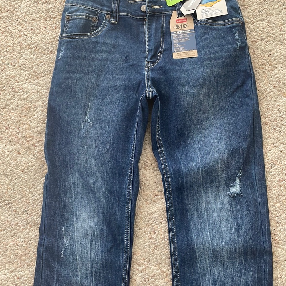 NWT Levi’s 510 Skinny jeans